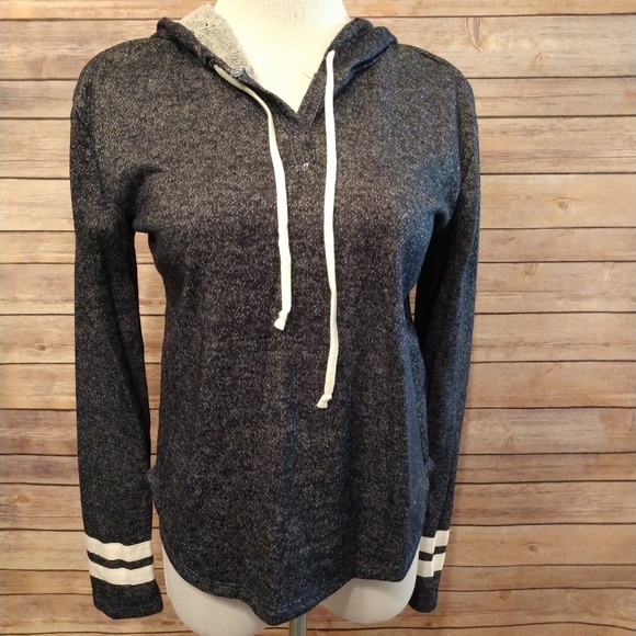 Sweatshirt - Picture 7 of 7